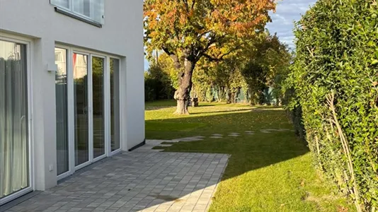 Houses in Vienna Floridsdorf - photo 3