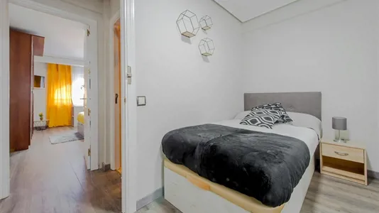 Rooms in Madrid Tetuán - photo 2