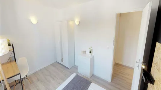 Rooms in Paris 16ème arrondissement (South) - photo 2