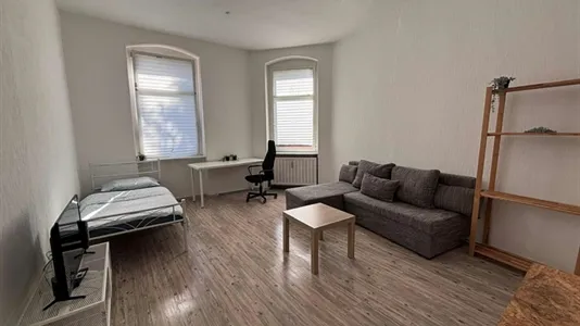 Apartments in Burgenlandkreis - photo 4