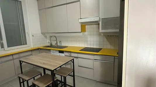 Rooms in Paris 8ème arrondissement - photo 5