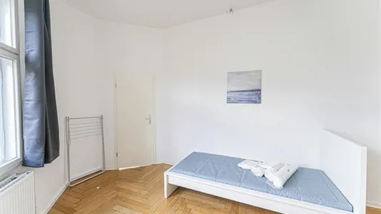 Rooms in Berlin Friedrichshain-Kreuzberg - photo 3