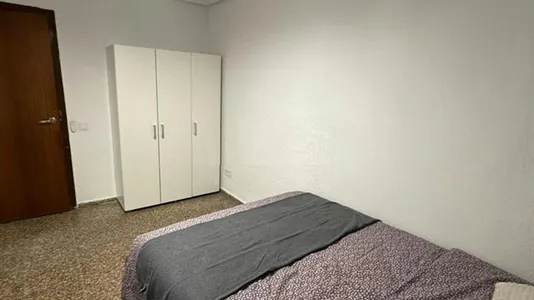 Rooms in Tavernes Blanques - photo 3