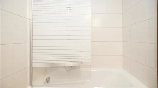 Apartments in Location is not specified - photo 9