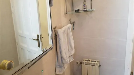 Rooms in Madrid Centro - photo 9