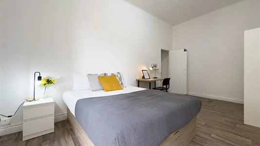 Rooms in Barcelona Ciutat Vella - photo 3