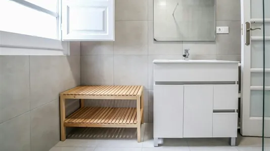 Rooms in Valencia L'Eixample - photo 10