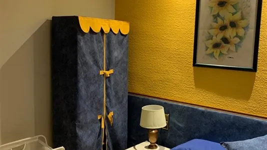 Rooms in Terrassa - photo 4