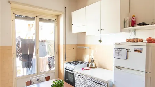 Rooms in Roma Municipio V – Prenestino/Centocelle - photo 4