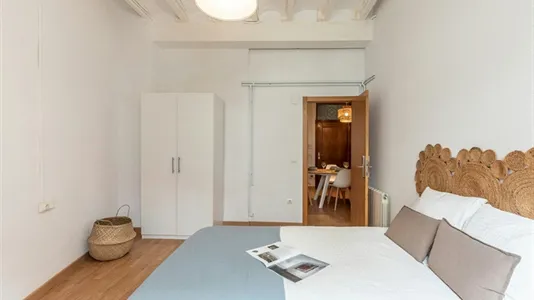 Rooms in Valencia L'Eixample - photo 2