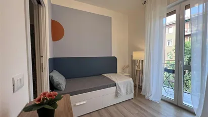 Room for rent in Milano Zona 8 - Fiera, Gallaratese, Quarto Oggiaro, Milan