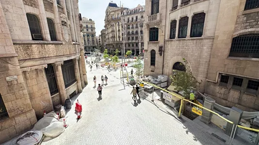 Rooms in Barcelona Ciutat Vella - photo 4