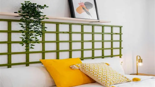 Rooms in Madrid Salamanca - photo 8