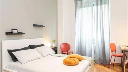 Room for rent in Milano Zona 1 - Centro storico, Milan