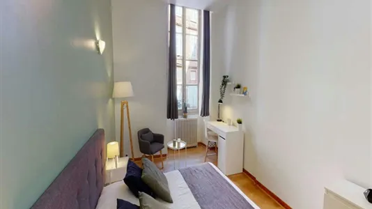 Rooms in Toulouse - photo 3
