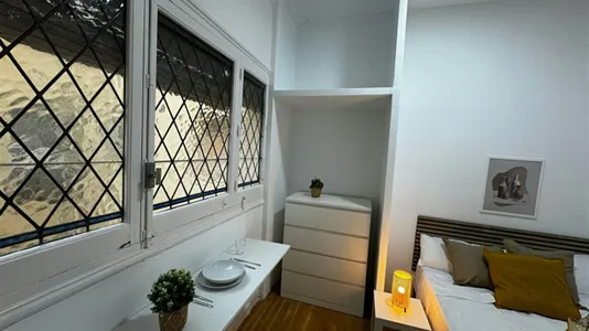 Rooms in Madrid Salamanca - photo 9