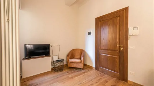 Apartments in Florence - photo 3