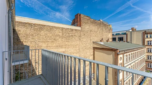 Rooms in Berlin Friedrichshain-Kreuzberg - photo 4