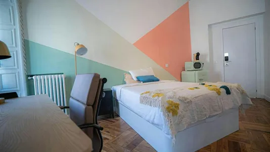 Rooms in Madrid Chamberí - photo 3