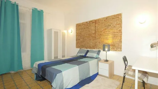 Apartments in Barcelona Ciutat Vella - photo 3