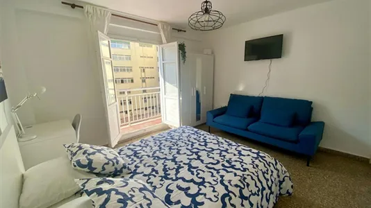 Rooms in Valencia Poblats Marítims - photo 4