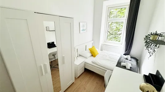 Rooms in Wien Mariahilf - photo 1