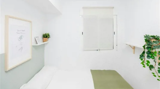 Rooms in la Punta - photo 2