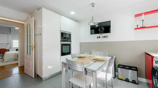 Rooms in Madrid Chamartín - photo 5