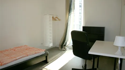 Rooms in Berlin Mitte - photo 1