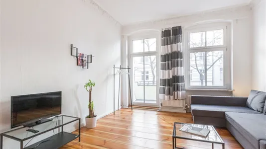 Apartments in Berlin Neukölln - photo 4