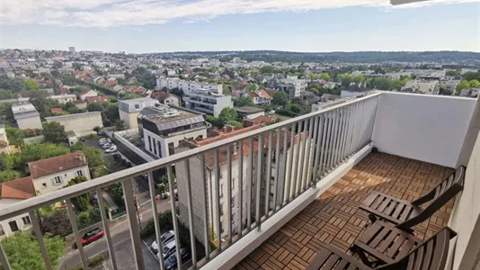 Apartments in Nanterre - photo 1