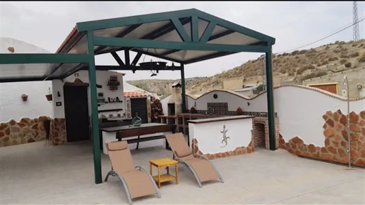 Houses in Cortes de Baza - photo 6