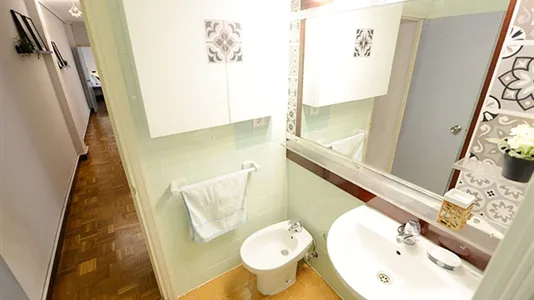 Rooms in Bilbao - photo 9