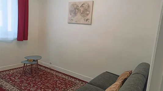 Apartments in Nanterre - photo 5