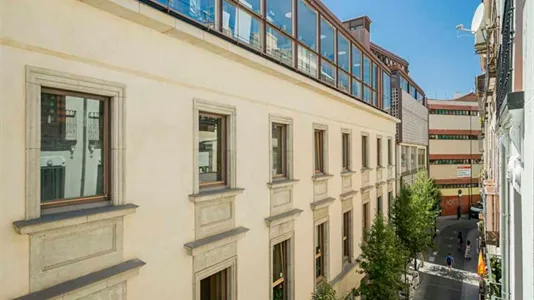 Rooms in Madrid Centro - photo 6