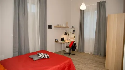 Room for rent in Pescara, Abruzzo