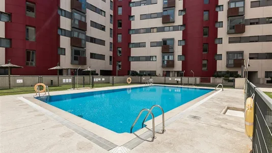 Apartments in El Encinar de los Reyes - photo 10