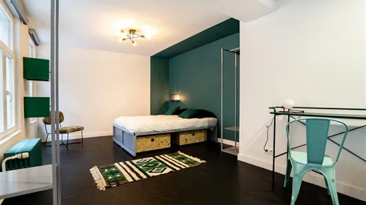 Rooms in Charleroi - photo 3