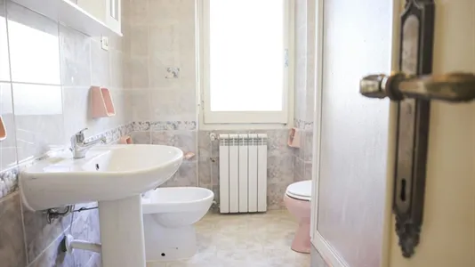 Rooms in Cagliari - photo 7