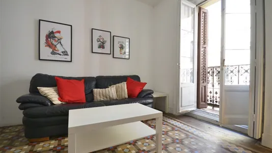 Rooms in Madrid Centro - photo 10