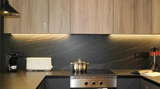 Rooms in Barcelona Eixample - photo 8