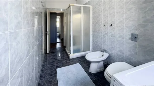 Apartments in Milano Zona 8 - Fiera, Gallaratese, Quarto Oggiaro - photo 9