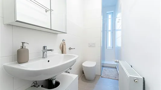 Rooms in Berlin Charlottenburg-Wilmersdorf - photo 8