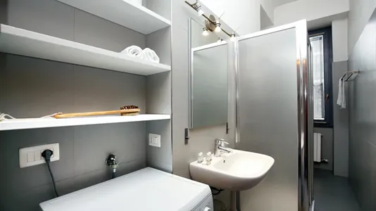 Rooms in Milano Zona 8 - Fiera, Gallaratese, Quarto Oggiaro - photo 3