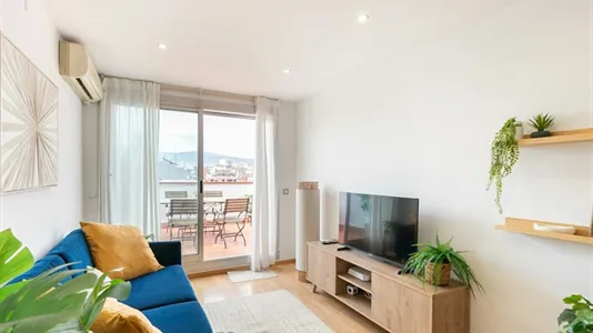 Apartments in Barcelona Eixample - photo 3