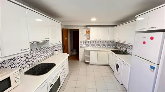 Rooms in Madrid Chamberí - photo 4