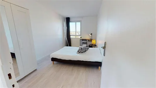 Rooms in Lyon - photo 4