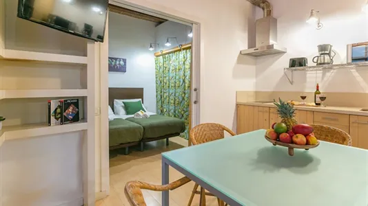 Apartments in Barcelona Ciutat Vella - photo 5