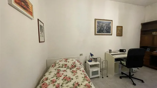 Rooms in Florence - photo 3