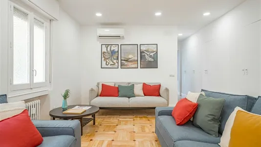 Rooms in Madrid Chamberí - photo 8